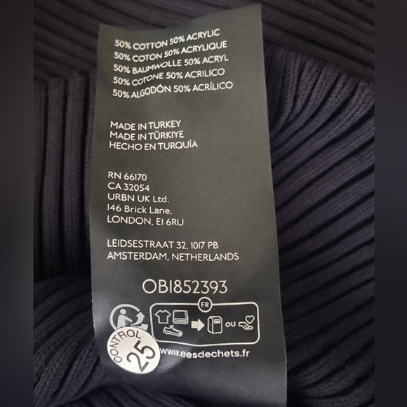 ANTHROPOLOGIE MAEVE Black Ribbed Bell Sleeve Gold Button Sweater M NWOT - Picture 7 of 7